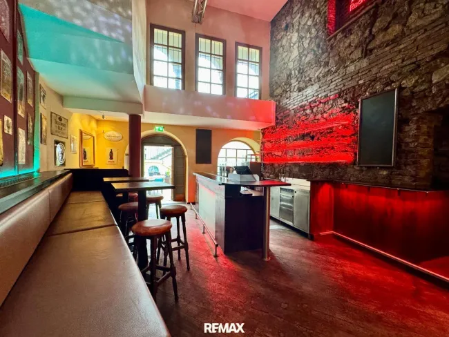 Ansicht Pub und Bar