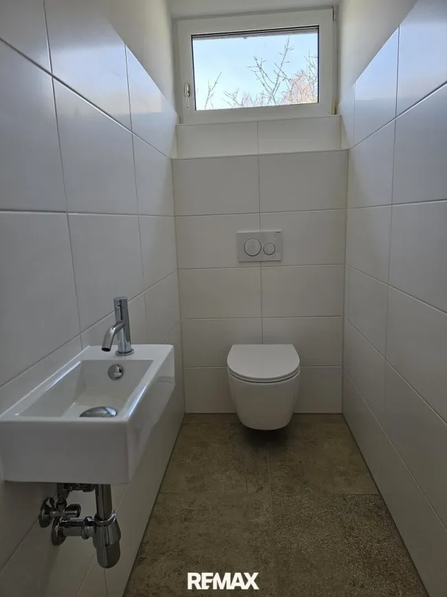 OG WC