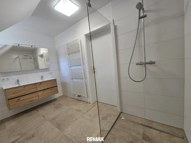 OG Badezimmer