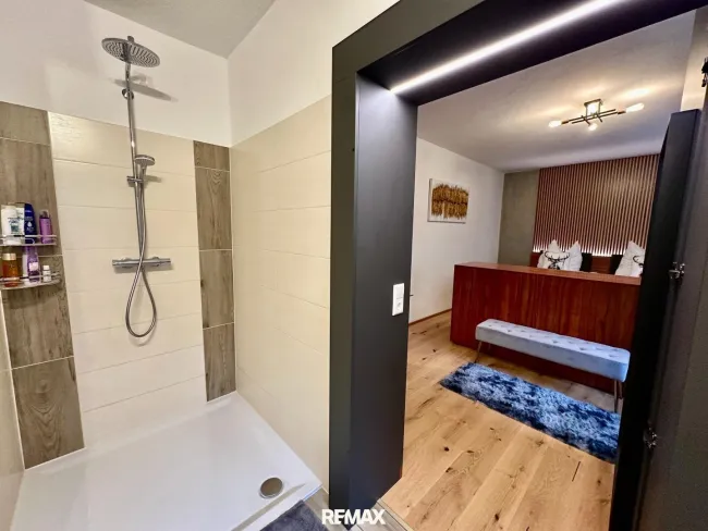 Schlafzimmer 1 EG mit Bad