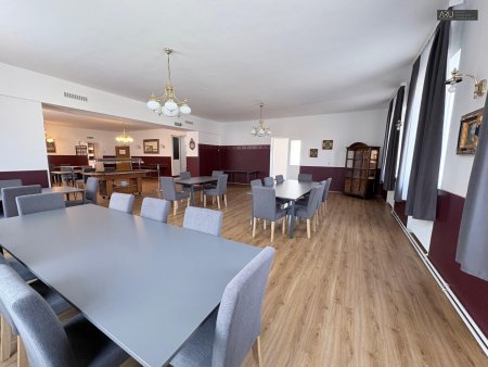 Traditionsreicher Gasthof mit Wohnbereich und Nebengebäude