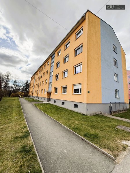 Großzügige und gepflegte 4-Zimmer-Wohnung mit Loggia in Hartberg