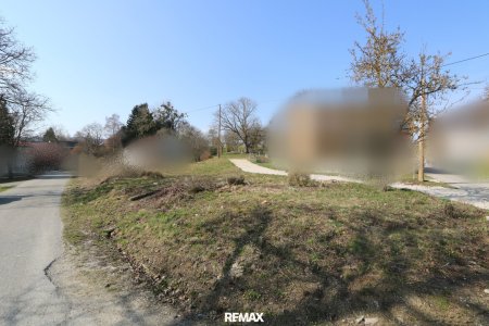 Platz für Zukunftspläne: Attraktives Grundstück in Weibern wartet auf Sie!