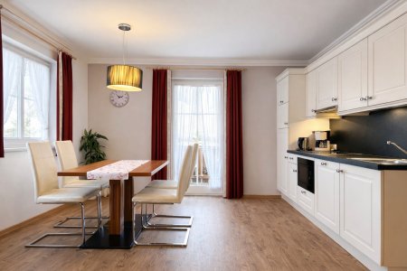 2-Zimmer-Wohnung in unverbaubarer Sonnenlage von Hippach – kompakt, hell, flexibel nutzbar