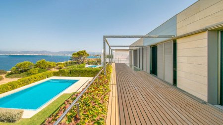Architektenvilla mit Meerblick und Pool in der Bucht von Palma !! ZUM MIETEN !!