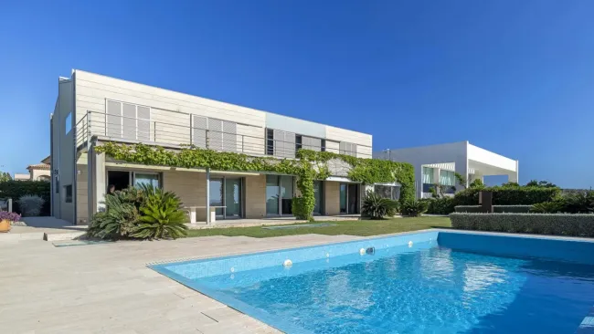 Architektenvilla mit Meerblick und Pool in der Bucht von Palma !! ZUM MIETEN !! - Titelbild