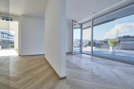 Master Bedroom mit Walk-In Closet