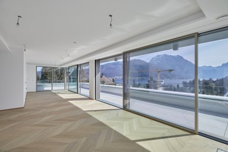 NEUER PREIS! € 1,990 Mio. statt € 2,367 - Grandiose Perspektive auf See & Gipfel in exklusiver Villengegend; Provisionsfrei!