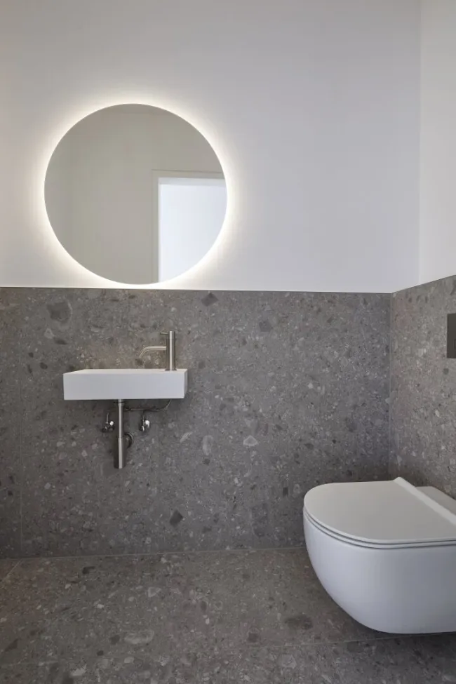 Gäste Toilette