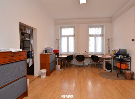 Helle Büro- oder Praxisflächen im Altbau in zentraler Lage von Penzing