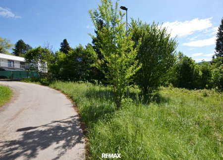 Grundstück