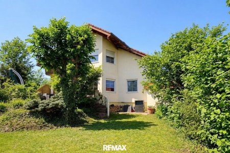 Einfamilienhaus in ruhiger Sackgassenlage im Weinort Pfaffstätten mit Blick auf den Anninger