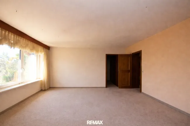 Schlafzimmer (virtuell ausgeräumt)