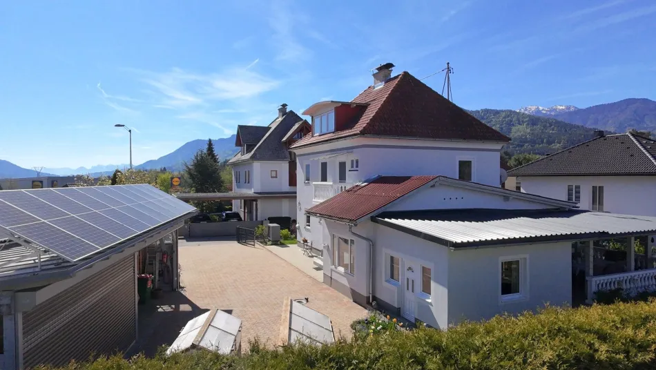 Charmantes Einfamilienhaus mit Wintergarten, Einliegerwohnung und großzügigem Raumangebot - Bild