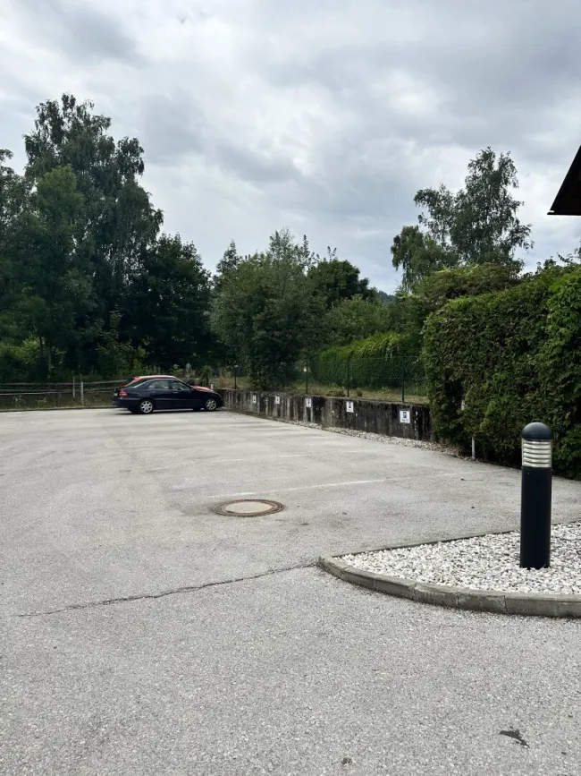 Außenstellplatz in gefragter Wohnlage zu verkaufen– sofort verfügbar - Titelbild