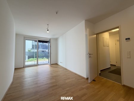 Moderne Gartenwohnung mit großzügiger Terrasse