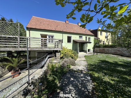 Einfamilien bzw. Mehrfamilienhaus in Stammersdorf