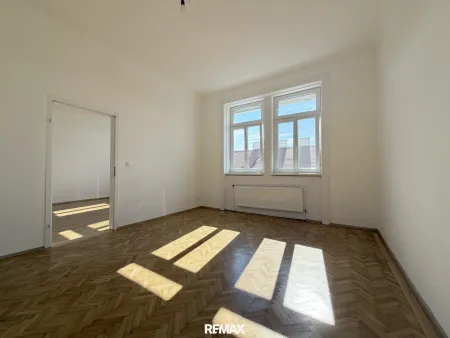 Helle 3-Zimmer-Altbauwohnung