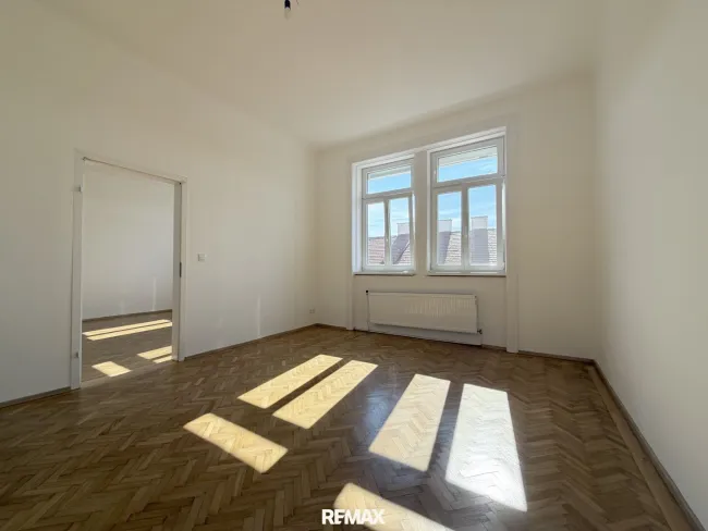 Helle 3-Zimmer-Altbauwohnung - Bild