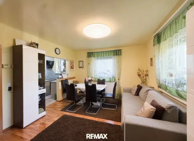 Frisch renoviert! Helle 3-Zimmer-Wohnung mit neuem Bad, neuer Elektrik, moderner Küche & Grünblick in Kapfenberg - Bild