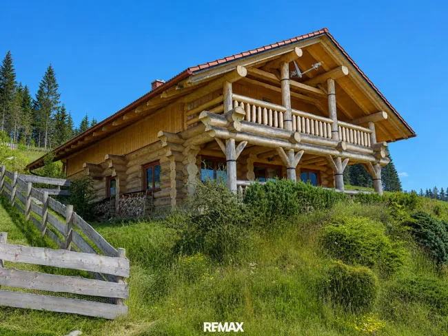 *** Einzigartiges 160 m² Naturstammhaus mit Veranda und Balkon am Alpl – Ruhe, Panoramablick und Ferienvermietungspotenzial *** - Titelbild