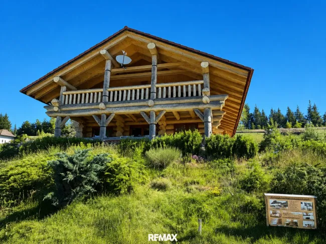 *** Einzigartiges 160 m² Naturstammhaus mit Veranda und Balkon am Alpl – Ruhe, Panoramablick und Ferienvermietungspotenzial *** - Bild