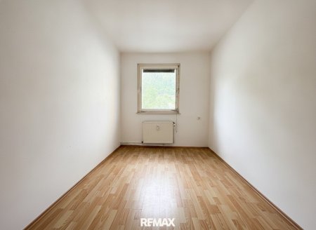 ***Charmante 3-Zimmer-Erdgeschosswohnung mit Potenzial in Mürzzuschlag***