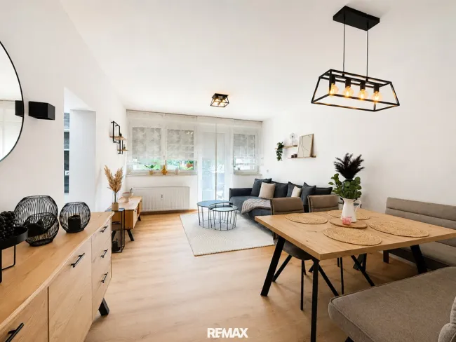 *** Neuwertiges stilvolles Wohndesign & High-End-Komfort in ruhiger Top Wohnlage *** - Titelbild