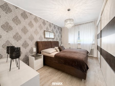 *** Neuwertiges stilvolles Wohndesign & High-End-Komfort in ruhiger Top Wohnlage ***