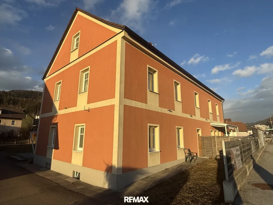 *** Top kernsaniertes 568m² Zinshaus in Kindberg – 5 Einheiten incl. Carports, voll vermietet, starke Renditechance! *** - Bild