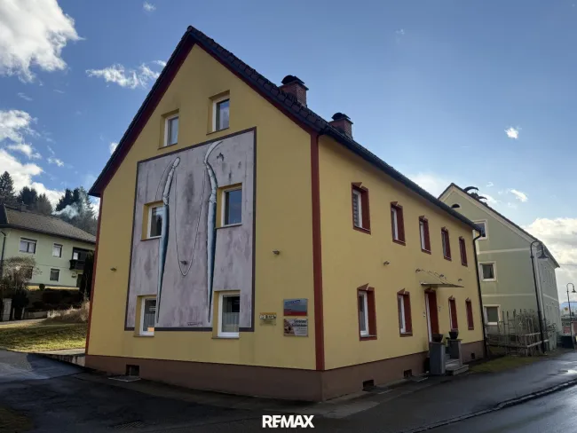 *** Top kernsaniertes 439m² Zinshaus mit Nebengebäude in Kindberg – 4 Einheiten incl. Carports, voll vermietet, starke Renditechance! *** - Bild