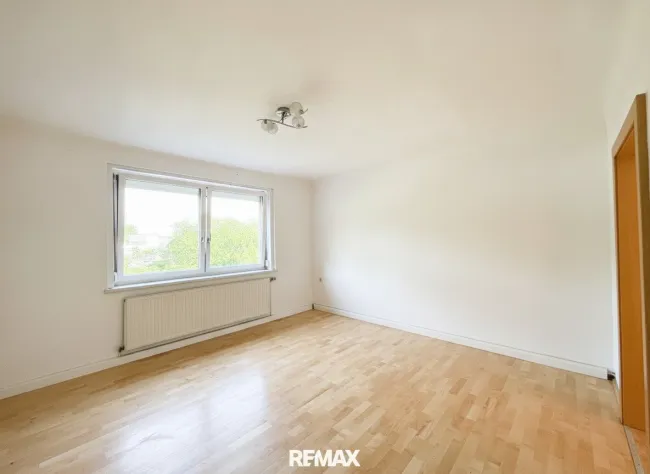 Lichtdurchflutete 62 m² Wohlfühlwohnung – saniert, sofort bezugsbereit & voller Charme. - Titelbild