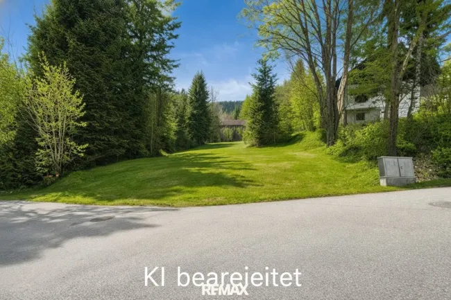 Sonniges 798m² Baugrundstück in alpiner Ruhelage mit hohem Freizeitwert - Titelbild