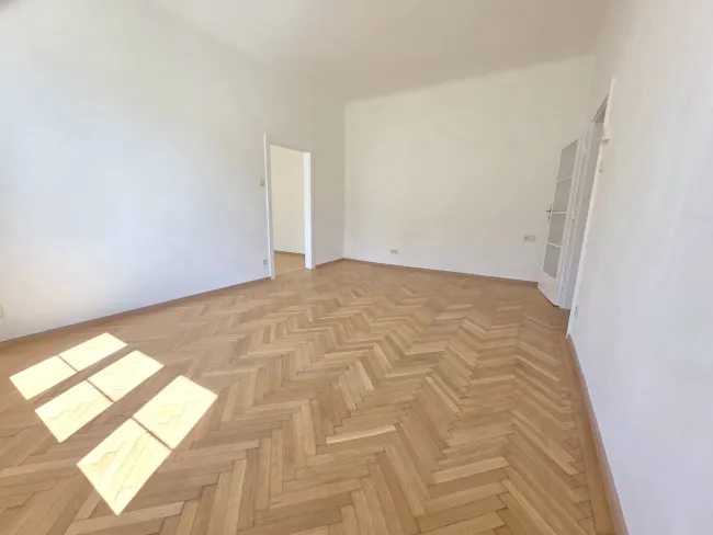 Blick durch den Wohnraum