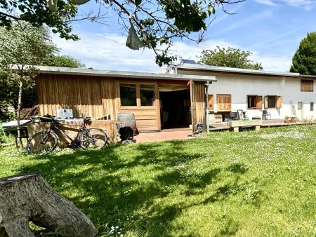 Großzügiges Baugrundstück mit kompakter Wohneinheit in Neusiedl am See