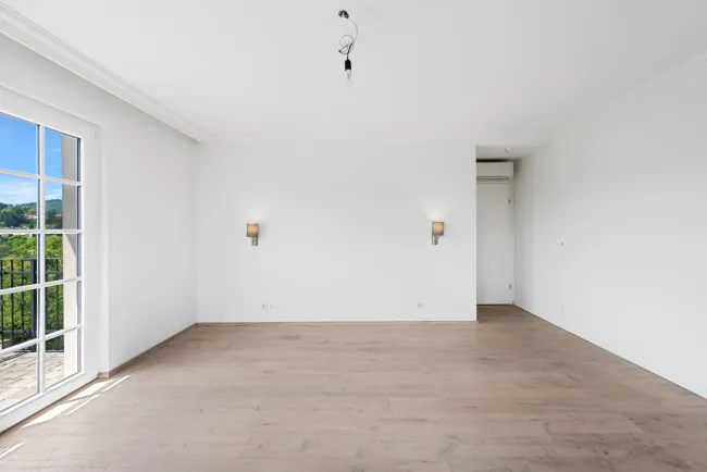 OG-Masterbedroom mit Balkon