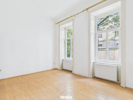 Schnäppchen: 3-Zimmer-Altbauwhg. in sanierungsbedürftigem Zustand im 9. Bezirk