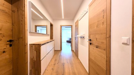 BALKONWOHNUNG mit Lift und Top Ausstattung !!!