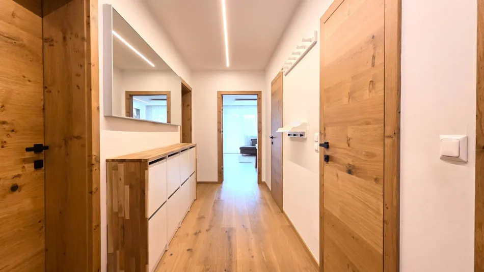 BALKONWOHNUNG mit Lift und Top Ausstattung !!! - Bild