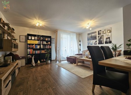 Hochwertig sanierte, sehr ruhige 3-Zimmer Wohnung in gepflegter Anlage
