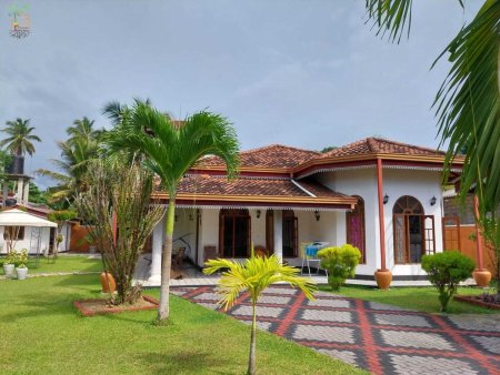 *Sri Lanka* Wohlfühloase mit europäischen Nuancen: Einzugsbereites Schmuckstück zwischen Aluthgama und Beruwela