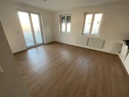 3 Zimmer Wohnung mit Dachterrasse inkl. Stellplatz und Komplettküche