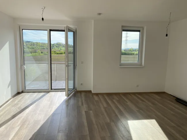 2 Zimmer Wohnung inkl. Einbauküche und Balkon - Bild