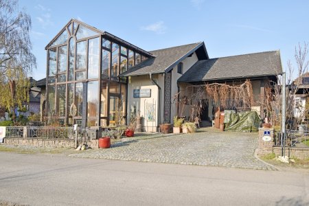 Einzigartiges Einfamilienhaus - Weinkeller - Wintergarten Nähe Bahnhof Tullnerfeld