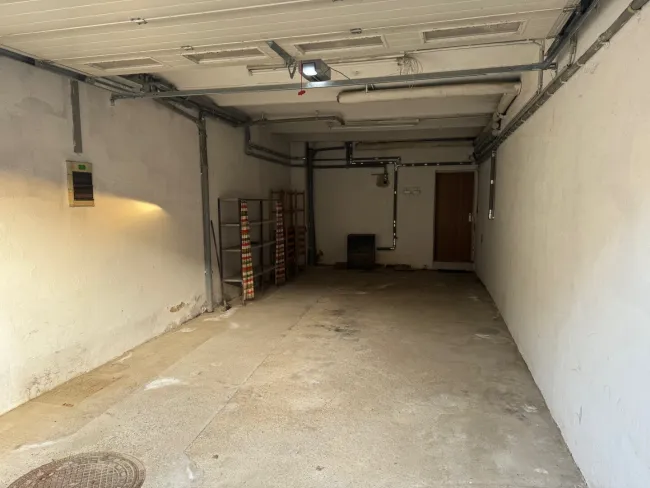 große Einzelgarage/Lager für private Zwecke in Rust im Tullnerfeld - Bild