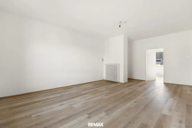 Eingerichtetes Zimmer - KI Symbolfoto