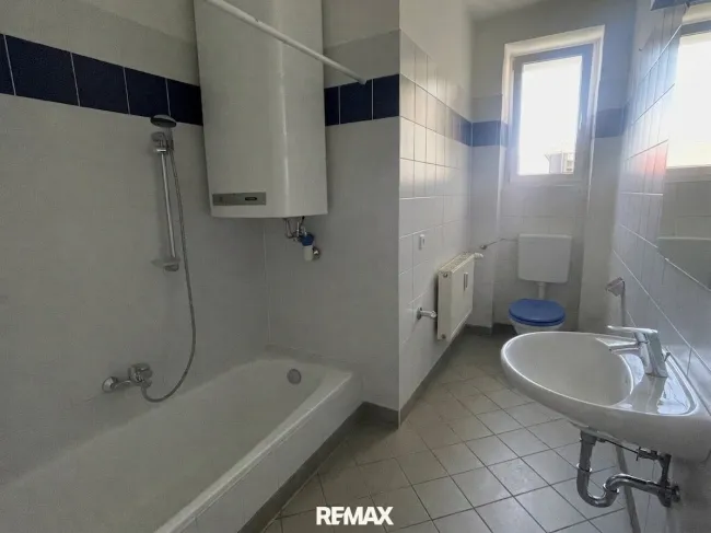 Badezimmer mit Badewanne