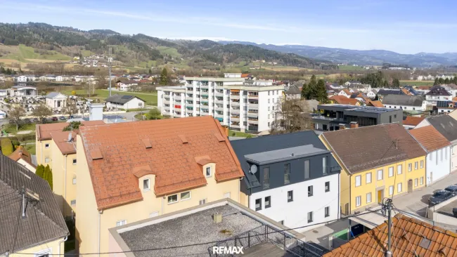 Terrasse samt Ausblick Vogelperspektive