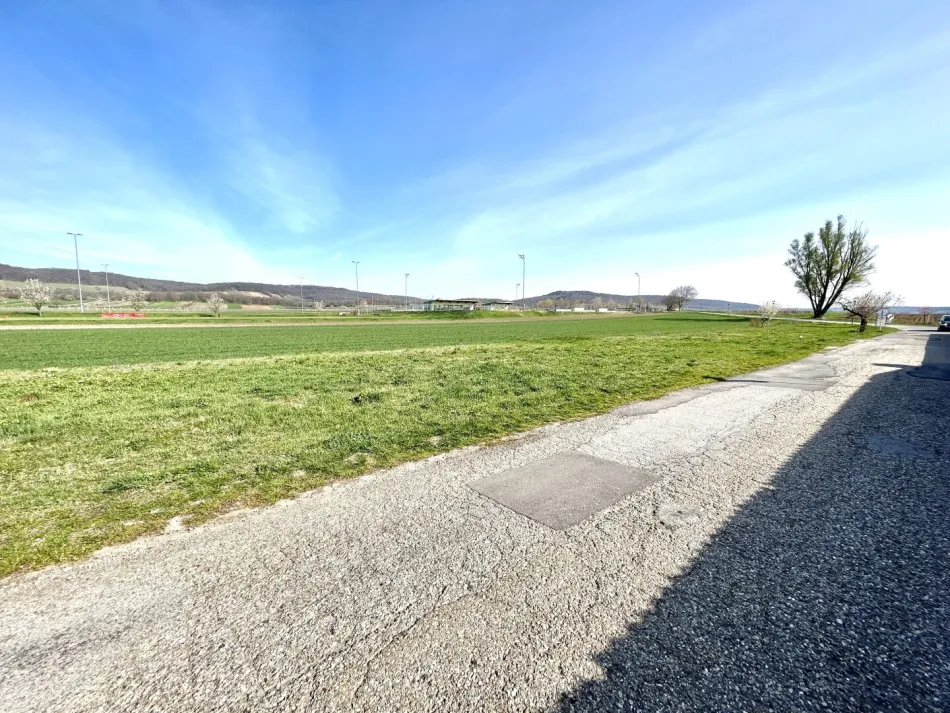 Kleine, ruhige Baugrundstücke in Winden am See – einmalige Gelegenheit! - Bild