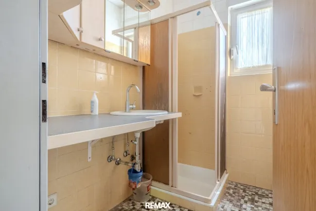 Badezimmer EG
